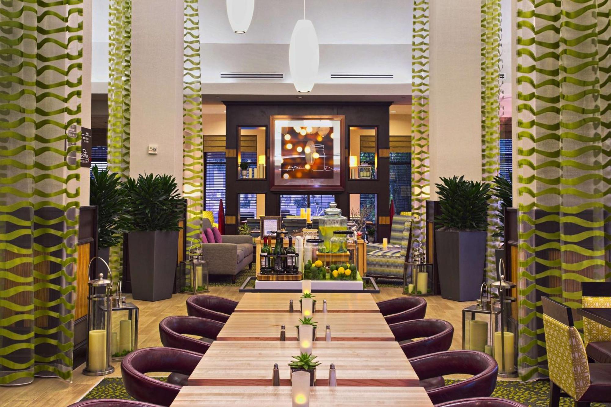 Hilton Garden Inn West Palm Beach Airport Exterior foto