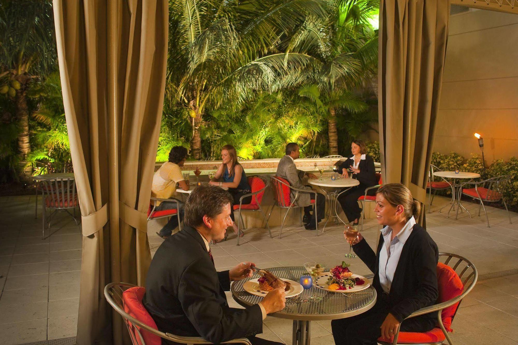 Hilton Garden Inn West Palm Beach Airport Restaurant foto